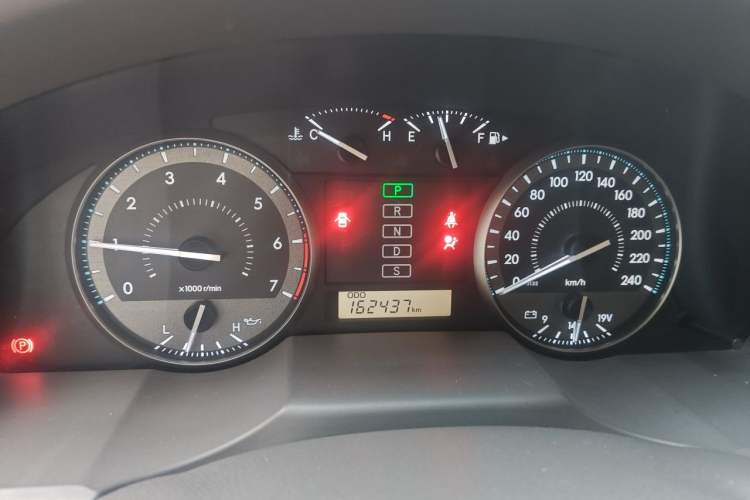 Used Toyota Land Cruiser  Instrument Cluster