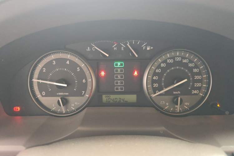 Used Toyota Land Cruiser  Instrument Cluster