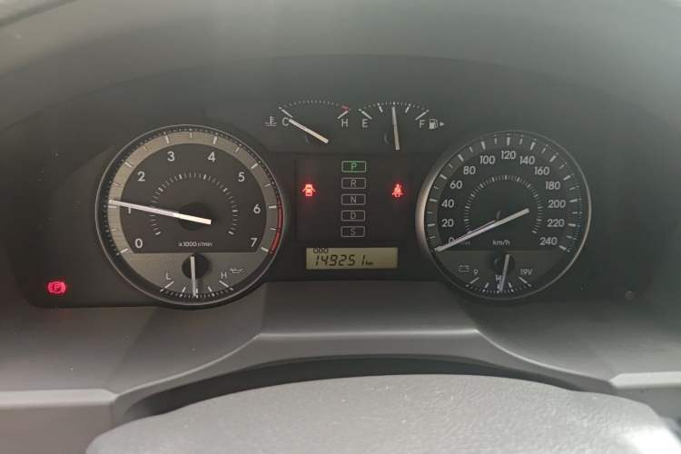 Used Toyota Land Cruiser  Instrument Cluster