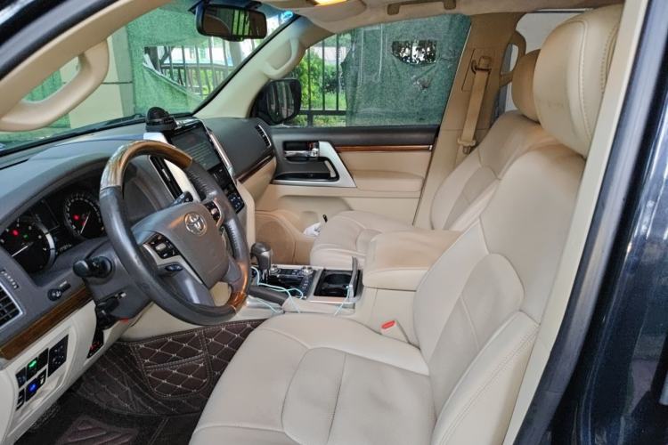 Used Toyota Land Cruiser  Left Front Seat