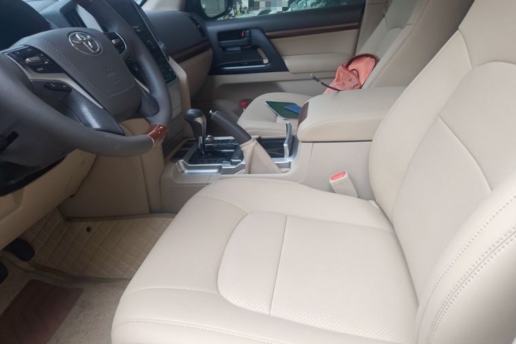 Used Toyota Land Cruiser  Left Front Seat