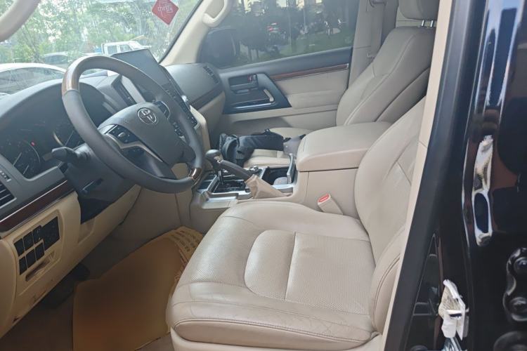 Used Toyota Land Cruiser  Left Front Seat