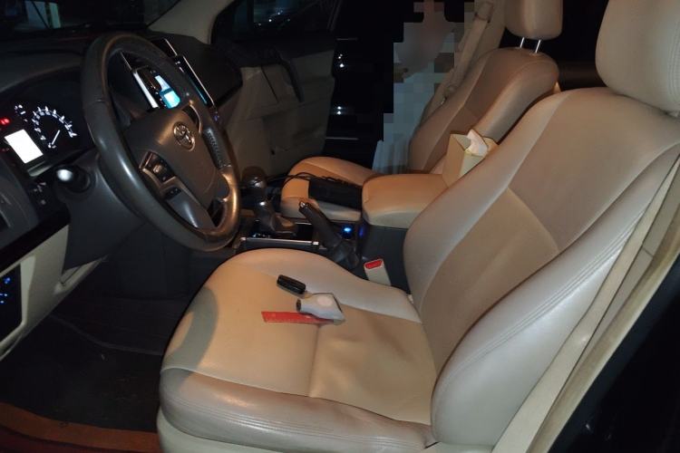 Used Toyota Land Cruiser 2018 4.0L Automatic 7-Seater U.S. Specification Left Front Seat