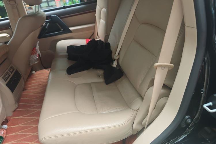 Used Toyota Land Cruiser  Left Rear Seat