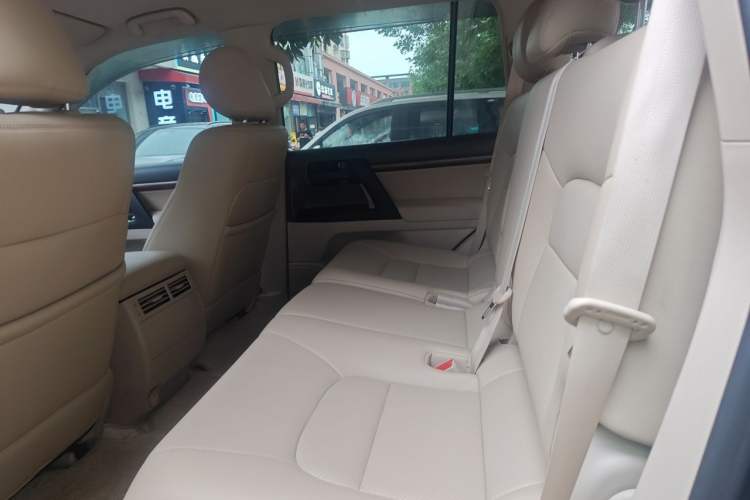Used Toyota Land Cruiser  Left Rear Seat