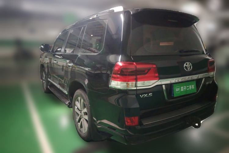 Used Toyota Land Cruiser 2018 5.7L VX-S 7-Seater Middle East Version Rear Left 45 Deg