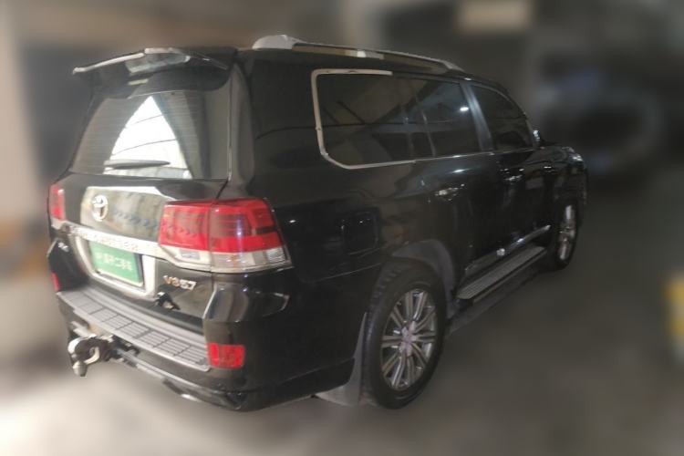 Used Toyota Land Cruiser  Rear Right 45 Deg