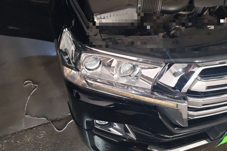 Used Toyota Land Cruiser  Right Front Headlight