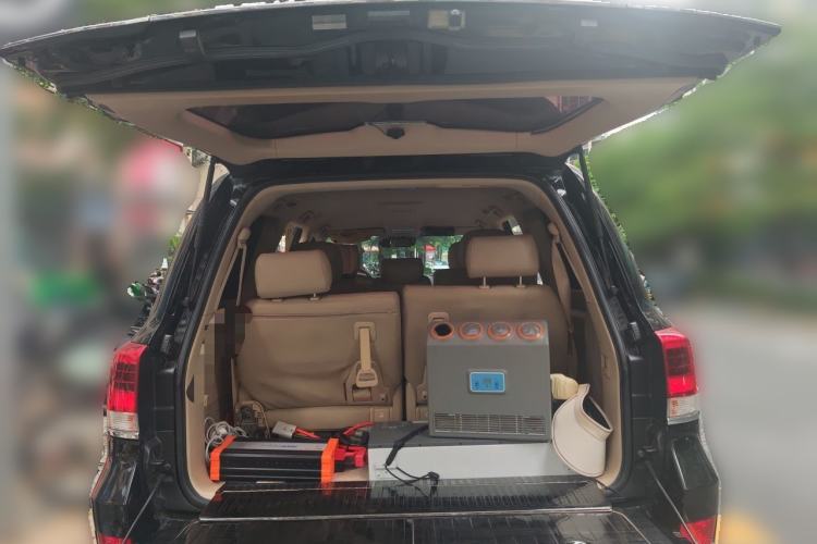 Used Toyota Land Cruiser  Trunk