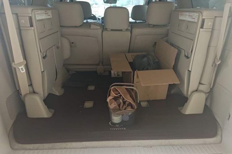 Used Toyota Land Cruiser  Trunk