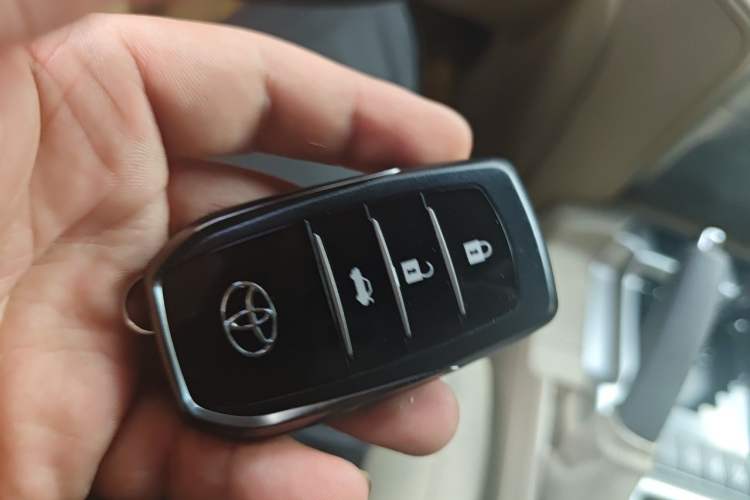 Used Toyota Land Cruiser  Vehicle Key