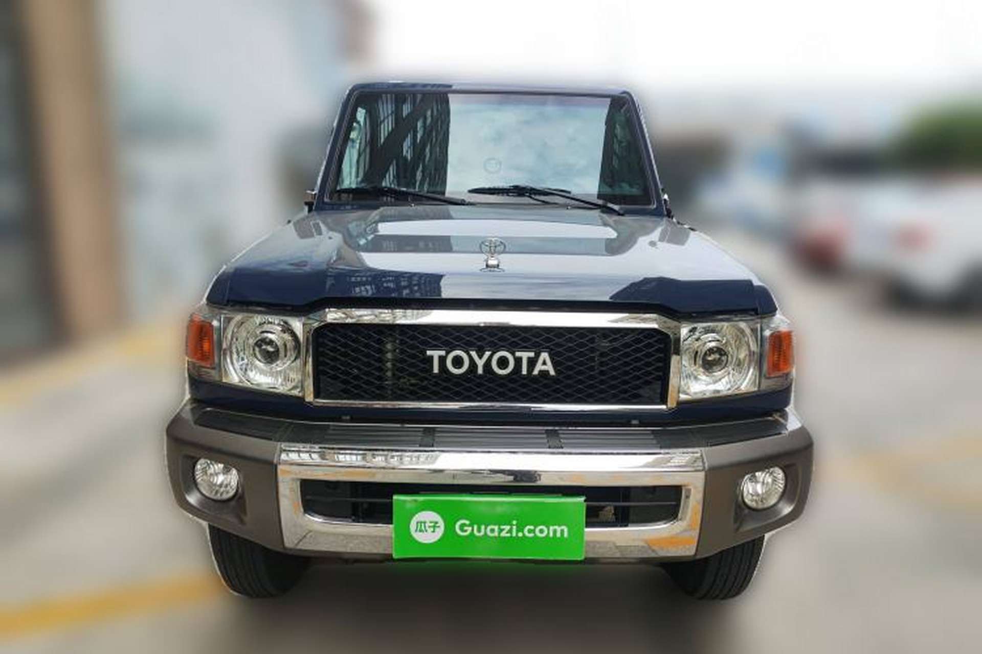 Used Toyota Land Cruiser 2018 4.0L LC76 4-Seater Four-Wheel Drive Middle East Version Front