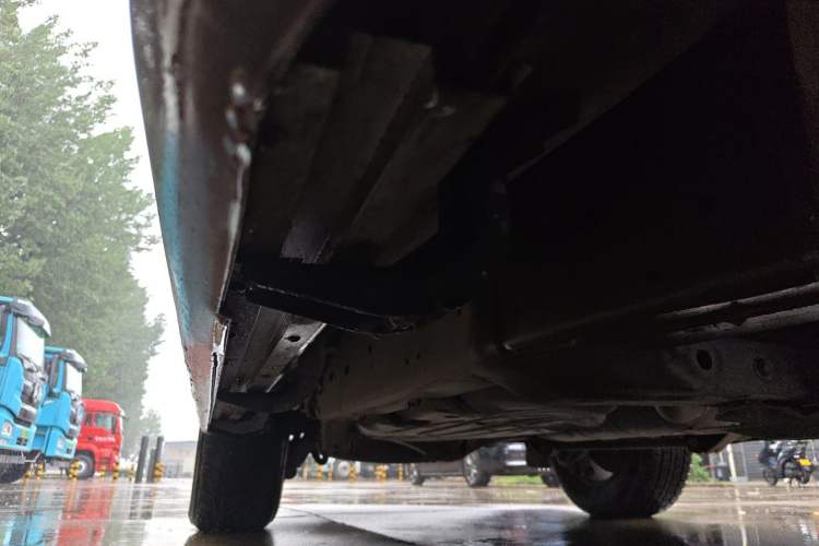 Used Toyota Land Cruiser  Chassis Front Right