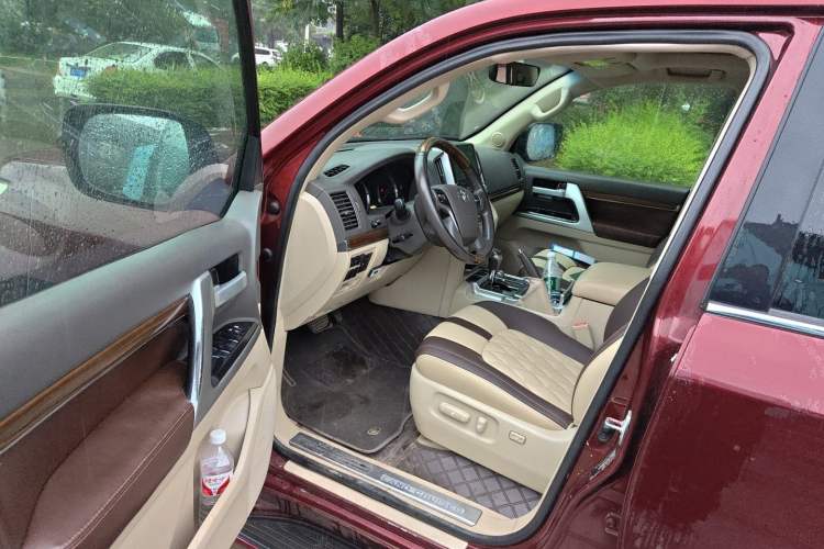 Used Toyota Land Cruiser  Driver Seat