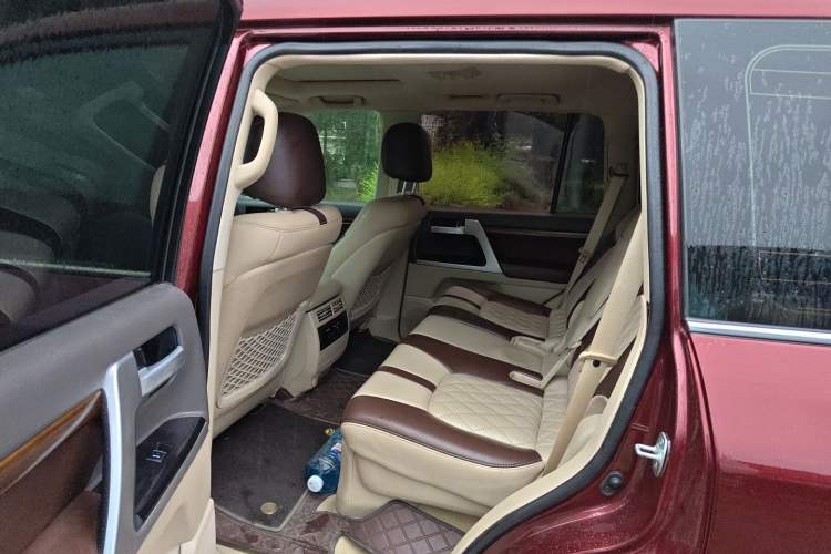 Used Toyota Land Cruiser  Left Rear Seat