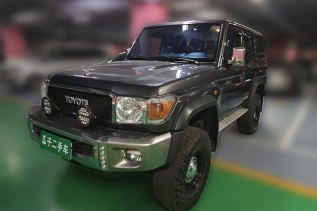 Used Toyota Land Cruiser 