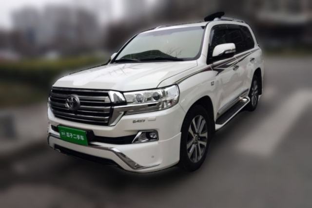 Used Toyota Land Cruiser 2018 5.7L VX-R Lifted Middle East Version