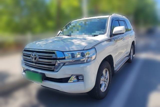 Used Toyota Land Cruiser Land Cruiser Prado 4.6 automatic 7‑seat compact off‑road passenger vehicle