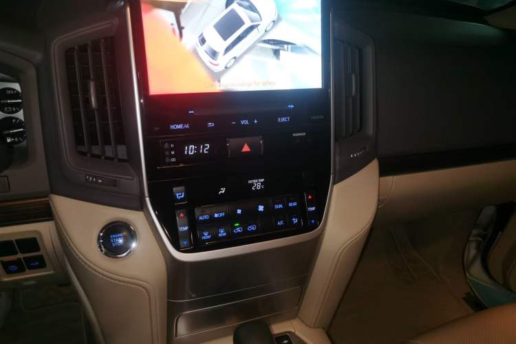 Used Toyota Land Cruiser  Audio And AC Panel