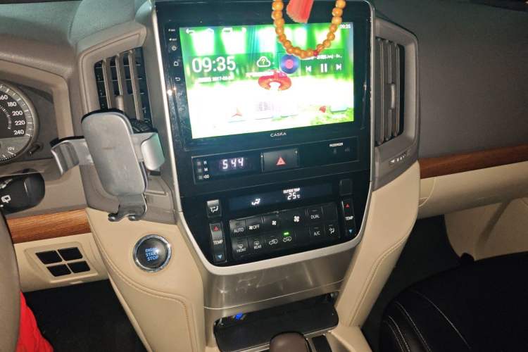 Used Toyota Land Cruiser  Audio And AC Panel