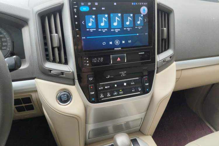 Used Toyota Land Cruiser  Audio And AC Panel