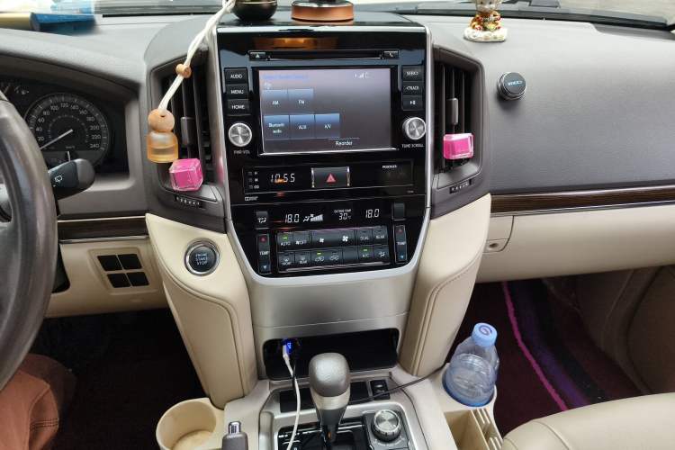 Used Toyota Land Cruiser  Audio And AC Panel