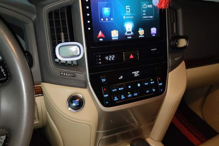 Used Toyota Land Cruiser  Audio And AC Panel