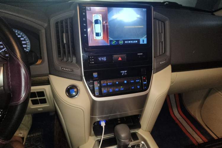 Used Toyota Land Cruiser  Audio And AC Panel