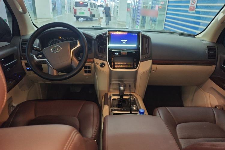 Used Toyota Land Cruiser  Center Console
