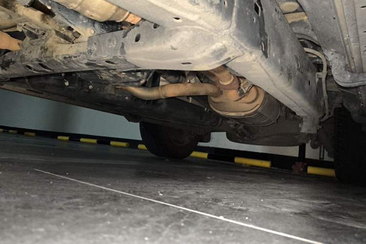 Used Toyota Land Cruiser  Chassis Front Left
