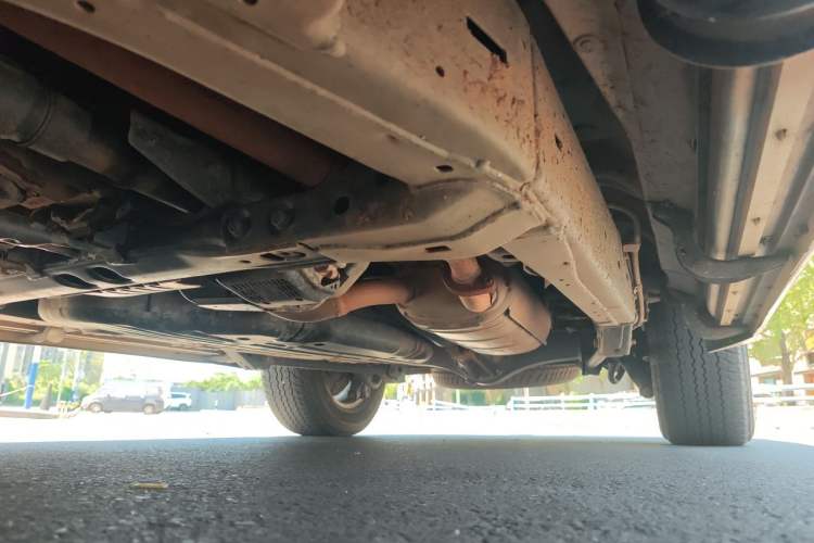 Used Toyota Land Cruiser 2018 5.7L VX-R Middle East Chassis Front Left