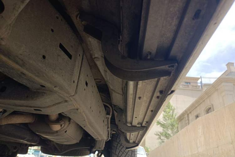 Used Toyota Land Cruiser  Chassis Front Left