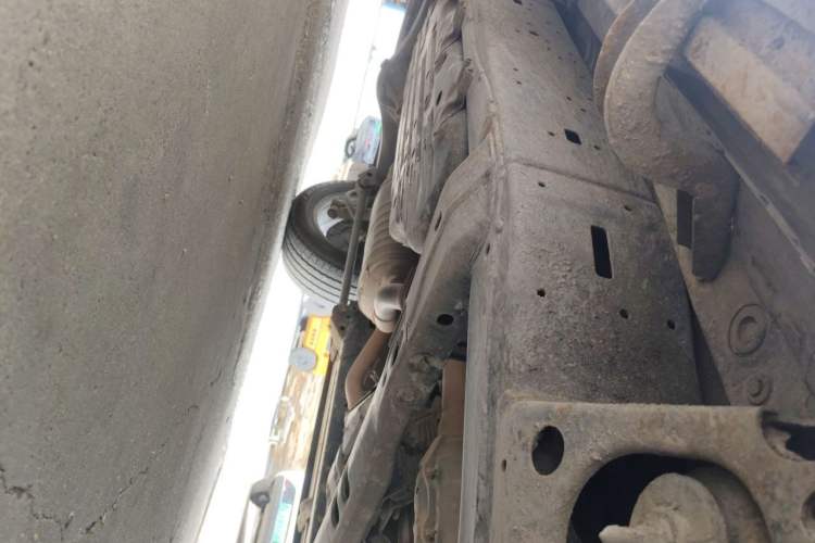 Used Toyota Land Cruiser  Chassis Front Right
