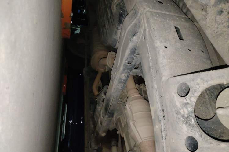 Used Toyota Land Cruiser  Chassis Front Right