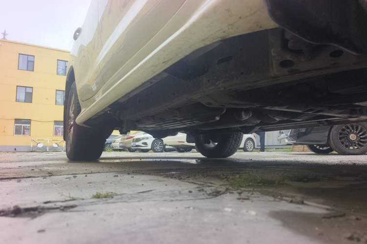 Used Toyota Land Cruiser  Chassis Front Right