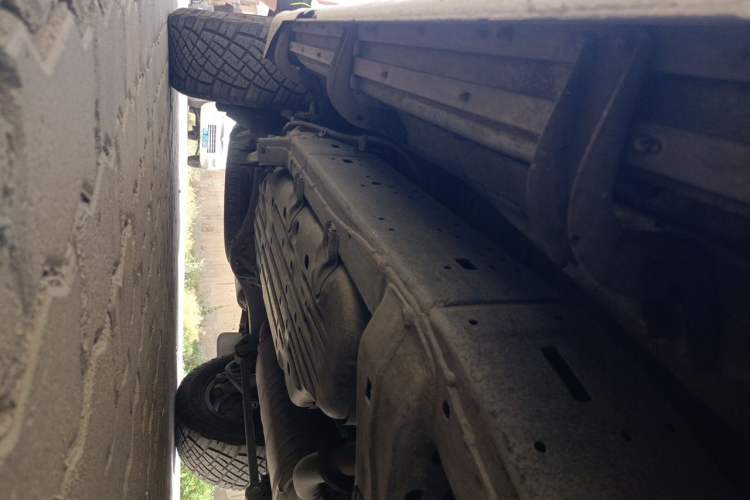 Used Toyota Land Cruiser  Chassis Front Right