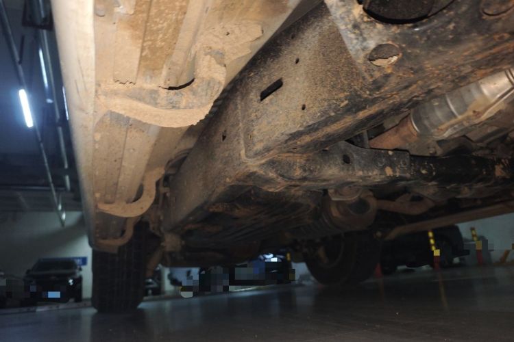 Used Toyota Land Cruiser  Chassis Front Right