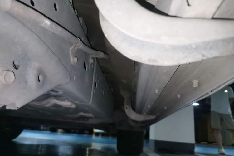 Used Toyota Land Cruiser  Chassis Rear Right
