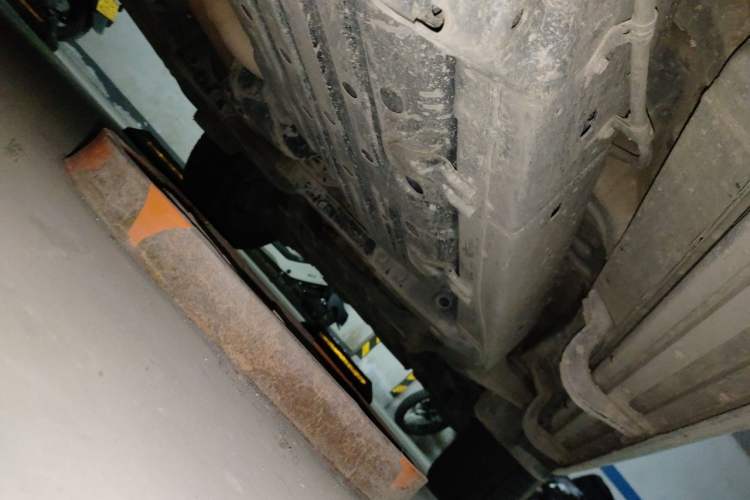 Used Toyota Land Cruiser  Chassis Rear Right