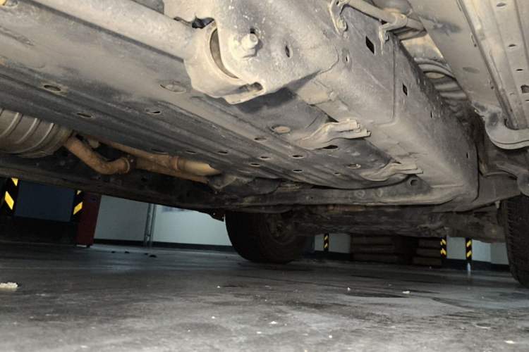 Used Toyota Land Cruiser  Chassis Rear Right