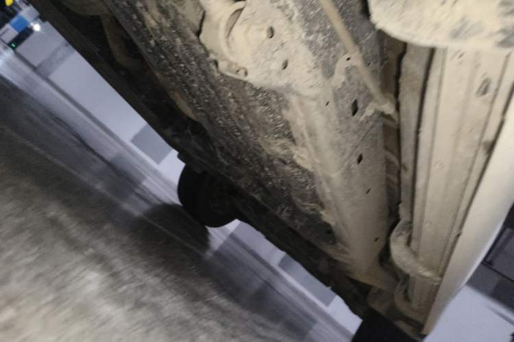 Used Toyota Land Cruiser  Chassis Rear Right