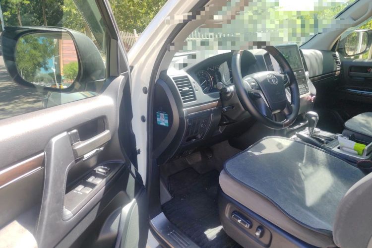 Used Toyota Land Cruiser  Driver Seat