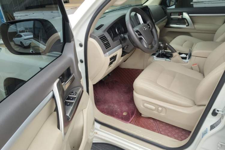 Used Toyota Land Cruiser  Driver Seat