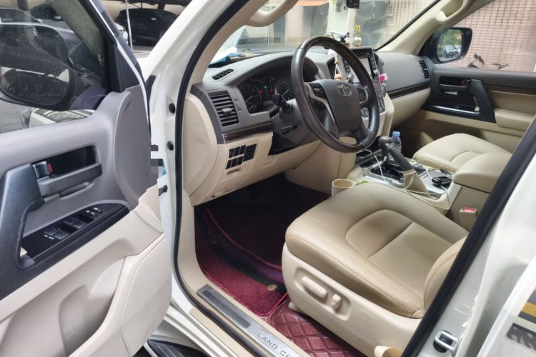 Used Toyota Land Cruiser  Driver Seat