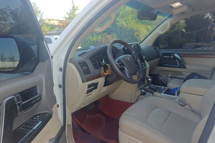 Used Toyota Land Cruiser  Driver Seat