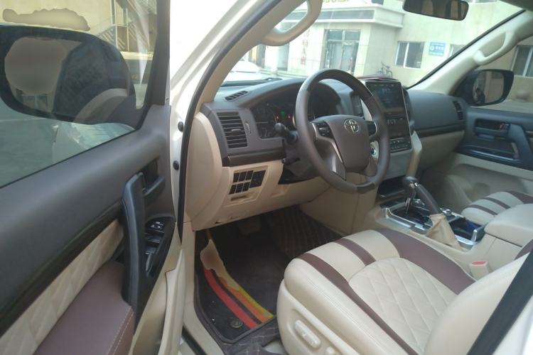 Used Toyota Land Cruiser  Driver Seat