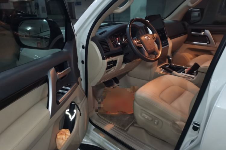 Used Toyota Land Cruiser  Driver Seat
