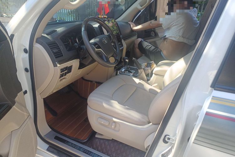 Used Toyota Land Cruiser  Driver Seat