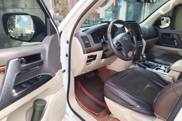 Used Toyota Land Cruiser  Driver Seat