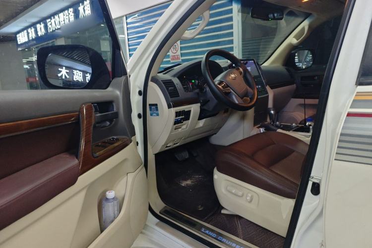 Used Toyota Land Cruiser  Driver Seat